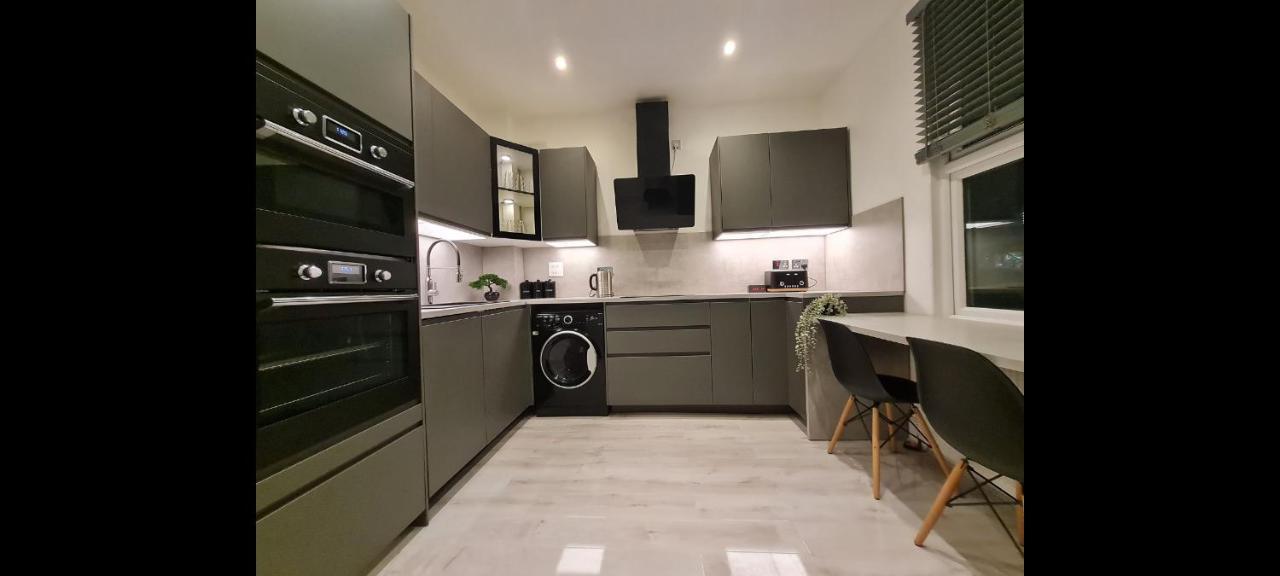 Double Room In Shared Flat 伦敦 外观 照片